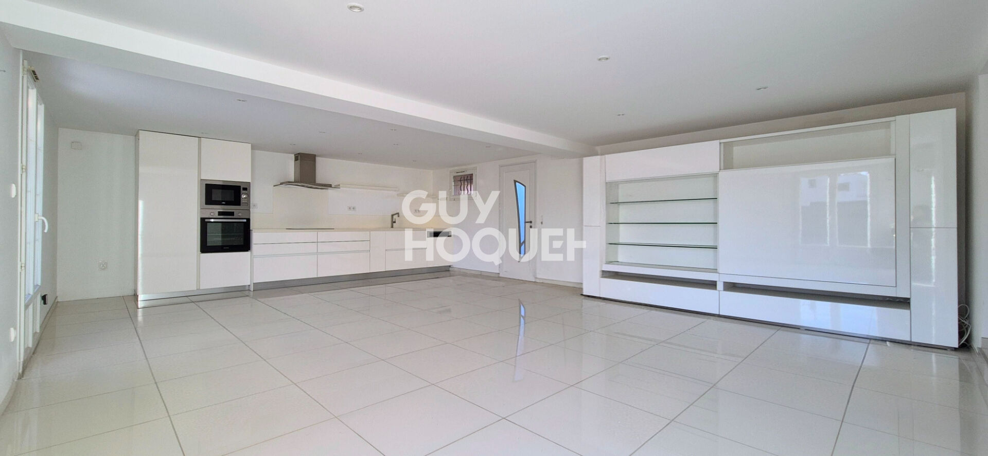 Bouc Bel Air  (13320), Maison de 129 m2  avec extérieurs de 231 m2