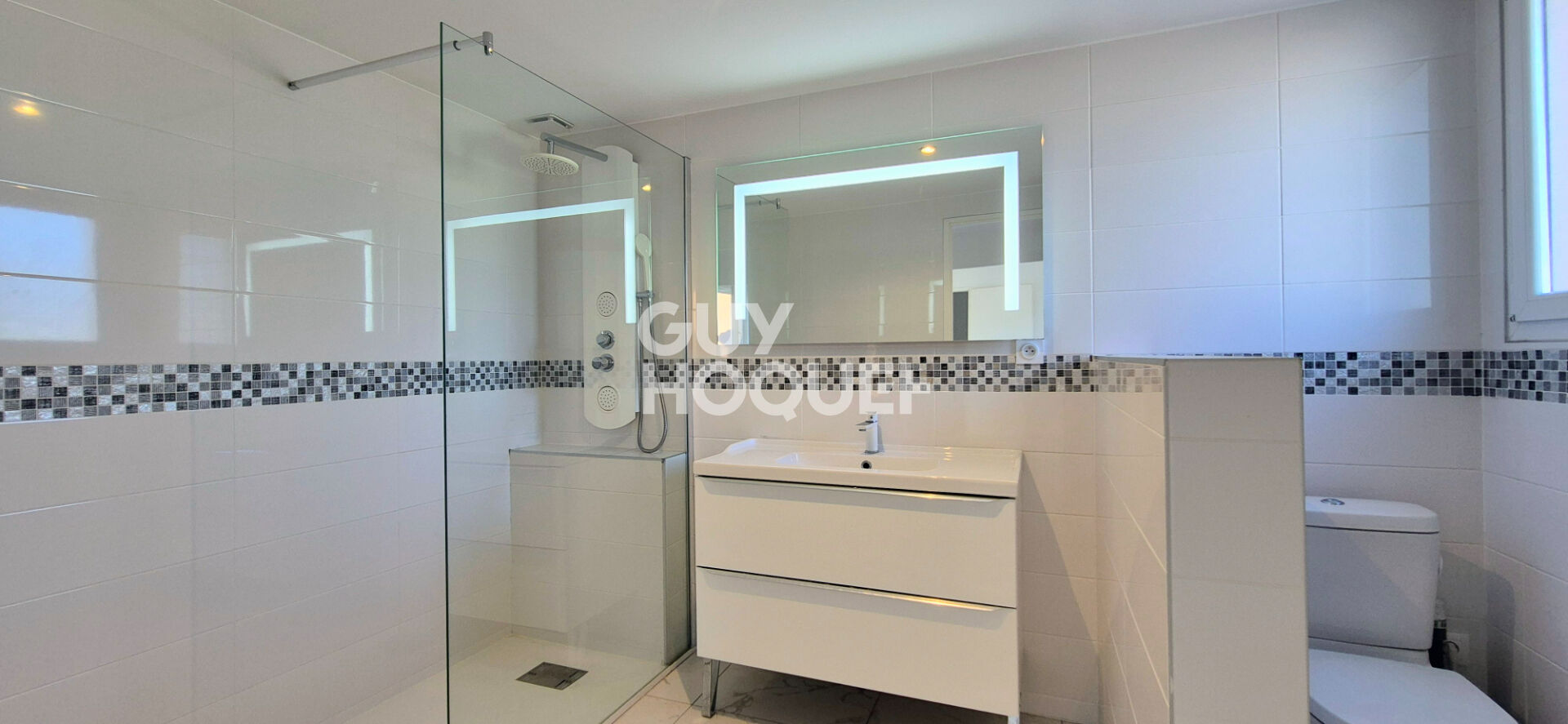 Bouc Bel Air  (13320), Maison de 129 m2  avec extérieurs de 231 m2