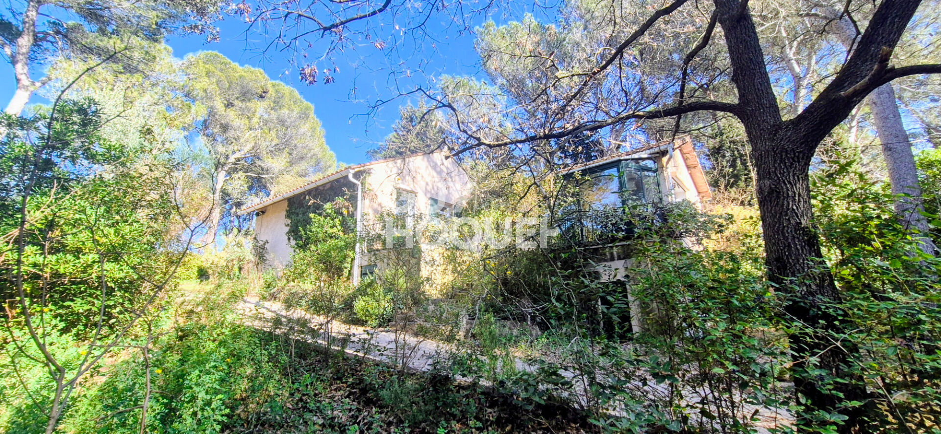 Bouc Bel Air, proche village, Propriété de 134 m2 habitables env sur une parcelle de 1.218 m2