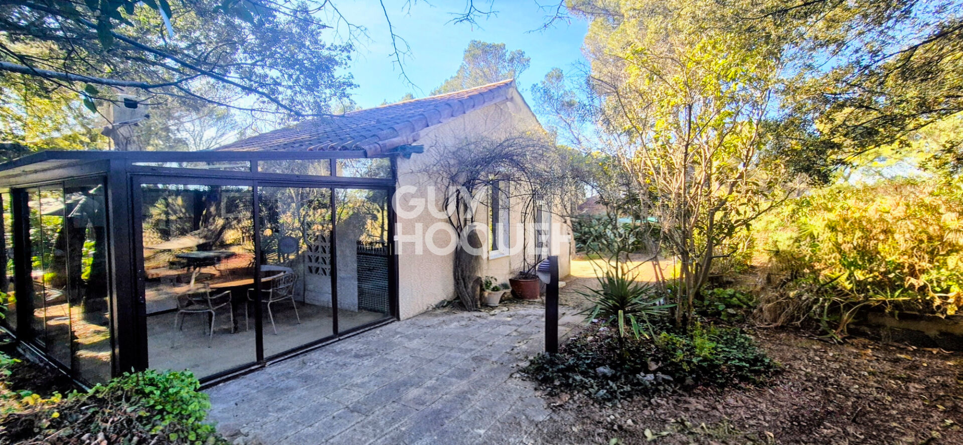 Bouc Bel Air, proche village, Propriété de 134 m2 habitables env sur une parcelle de 1.218 m2