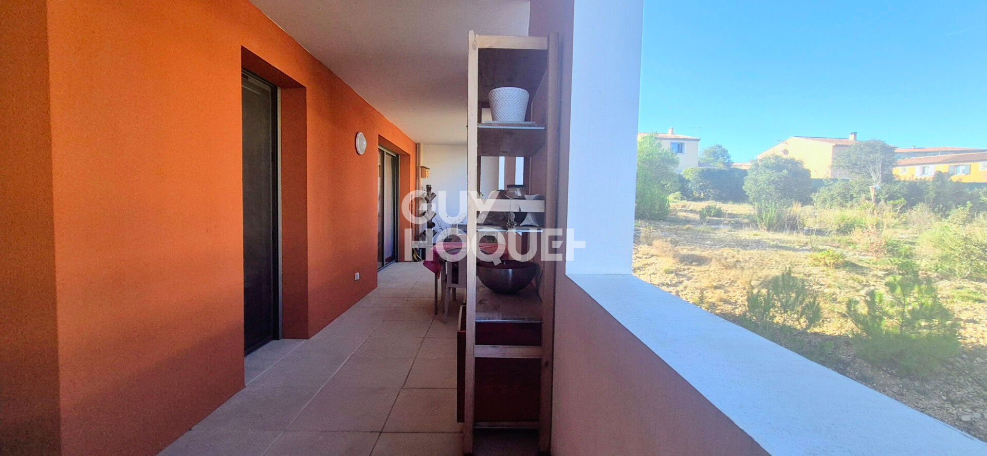 Aix-en-Provence , bel appartement de Type 3 offrant 63 m² (2015) ascenseur, terrasse 17 m², parking.