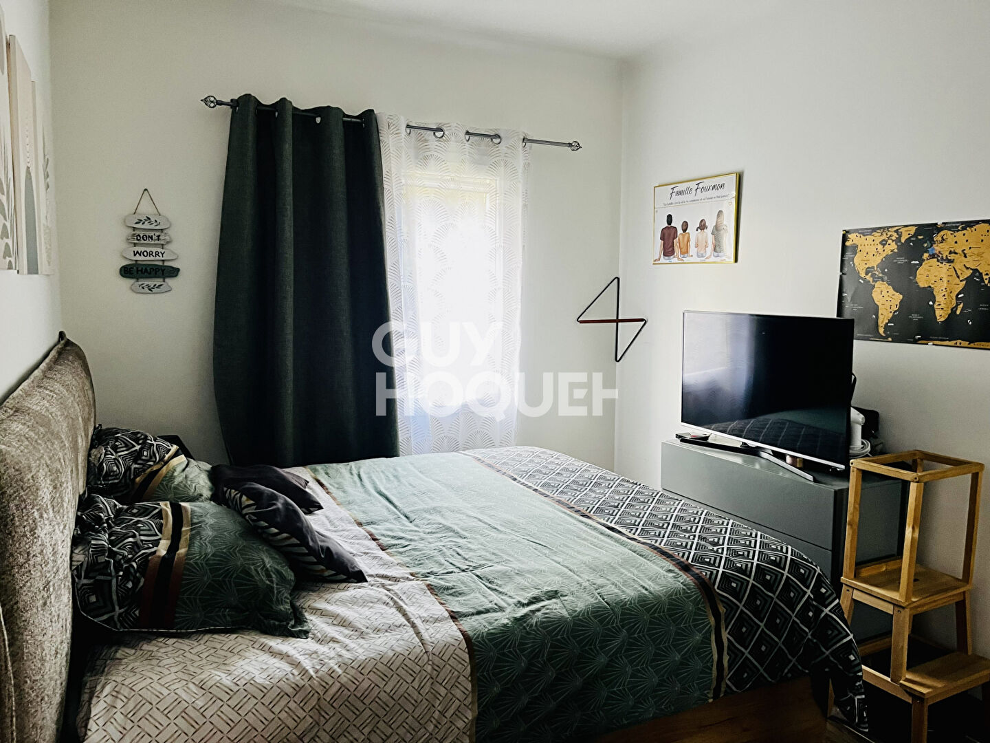 A Bouc Bel Air , Haut de villa de 4 pièces de 90 m2 env. avec terrasse et jardin