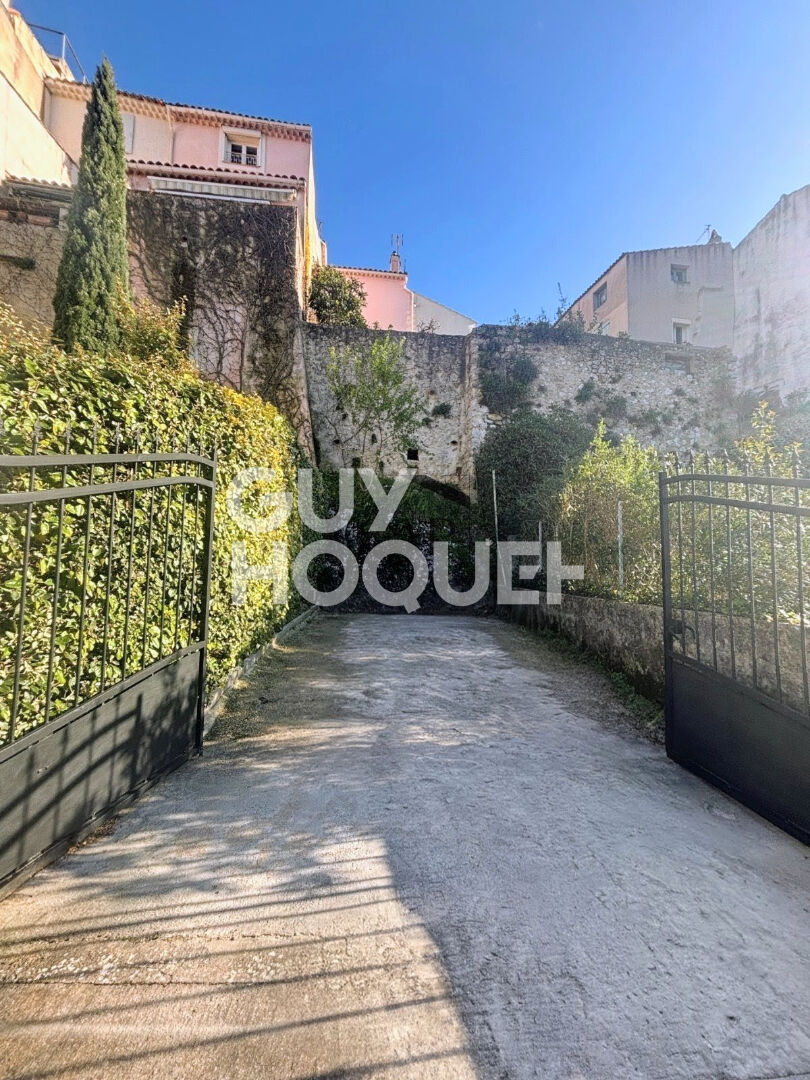 BOUC BEL AIR VILLAGE - MAISON DE CARACTÈRE DE TYPE 5 PIÈCES  AVEC TERRASSE, JARDIN, VUE ET STATIONNEMENT SÉCURISÉ