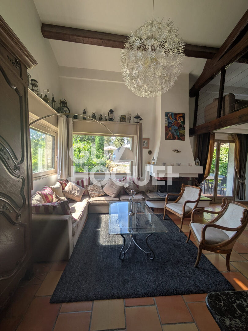 Maison meublée Belcodène 7 pièce(s) 160 m2