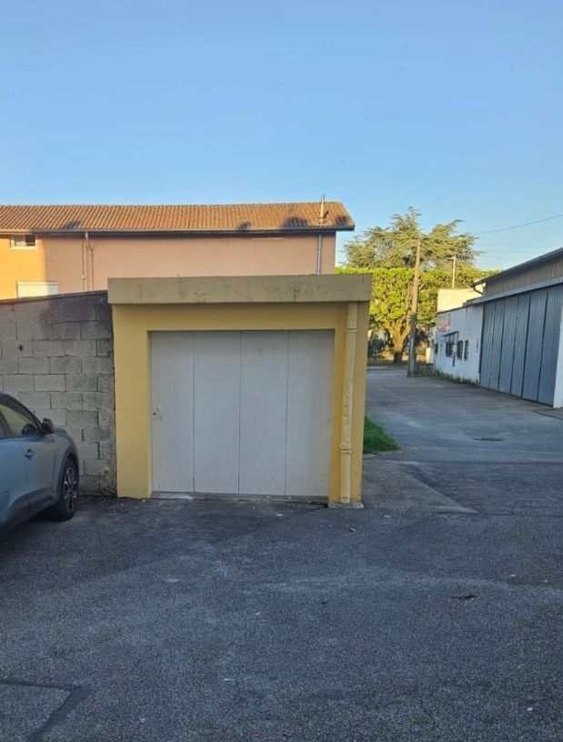 garage / box à Bourg en Bresse