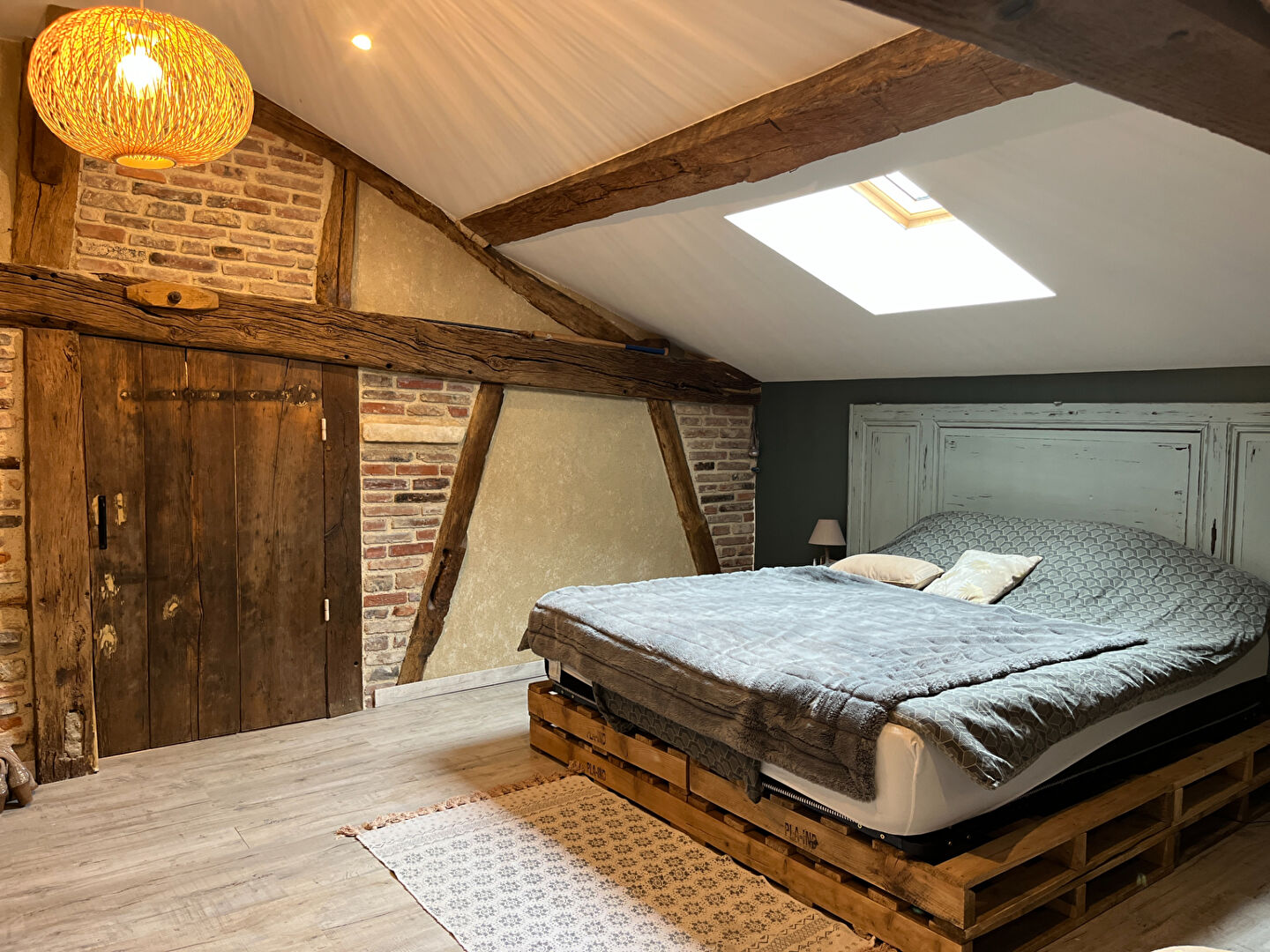 Maison  10 pièce(s) 220 m2