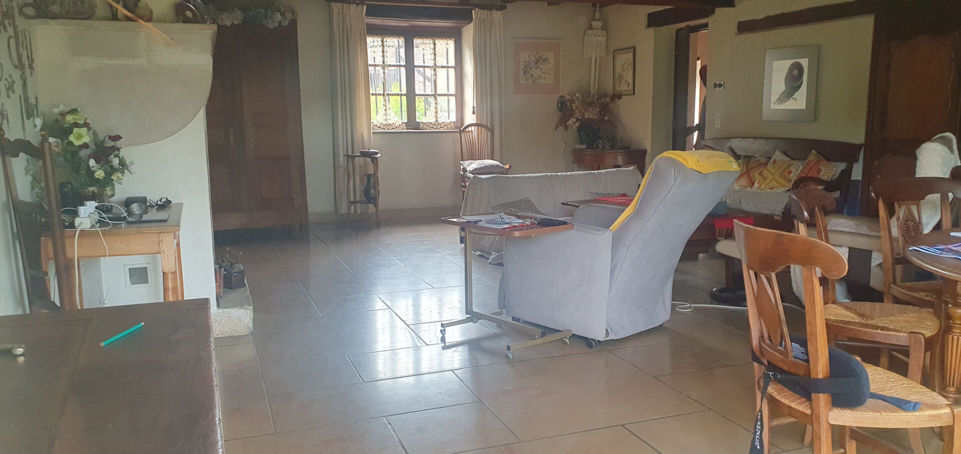 Maison spacieuse à vendre à Saint Rémy - 11 pièces, piscine et garage