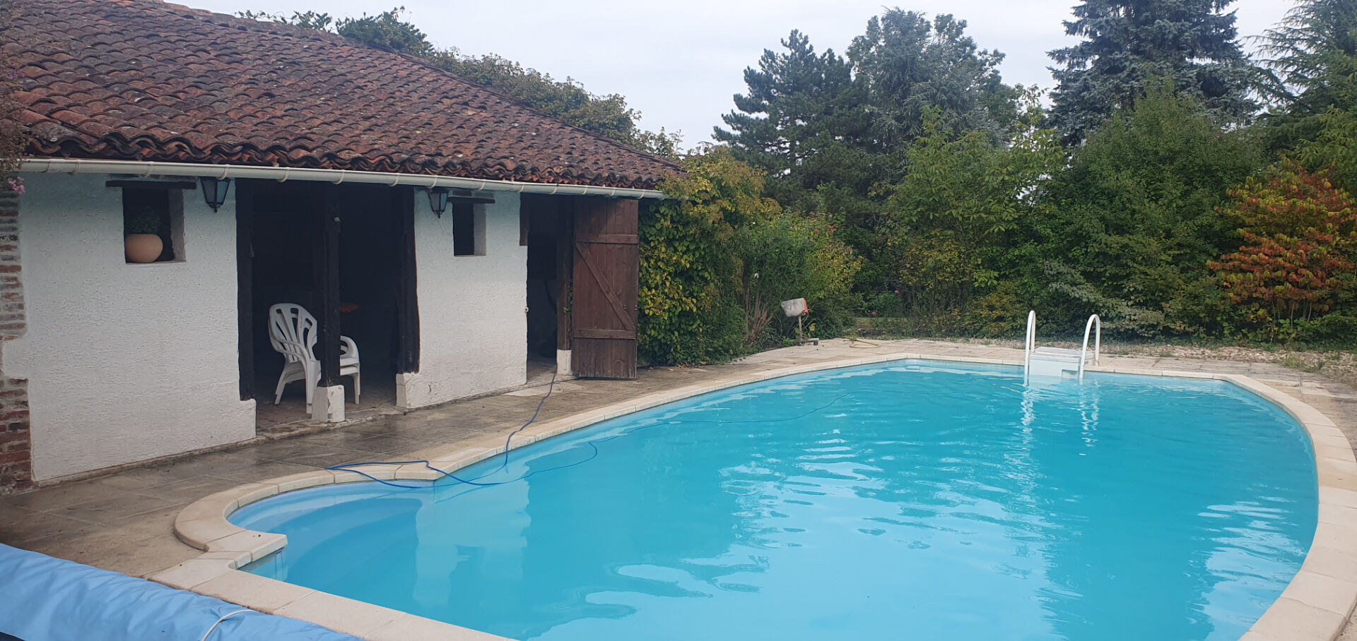 Maison spacieuse à vendre à Saint Rémy - 11 pièces, piscine et garage