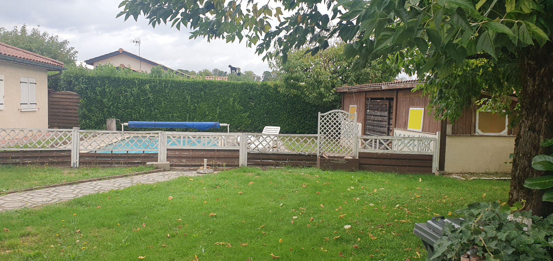 Maison à vendre à Montagnat - 5 pièces avec piscine