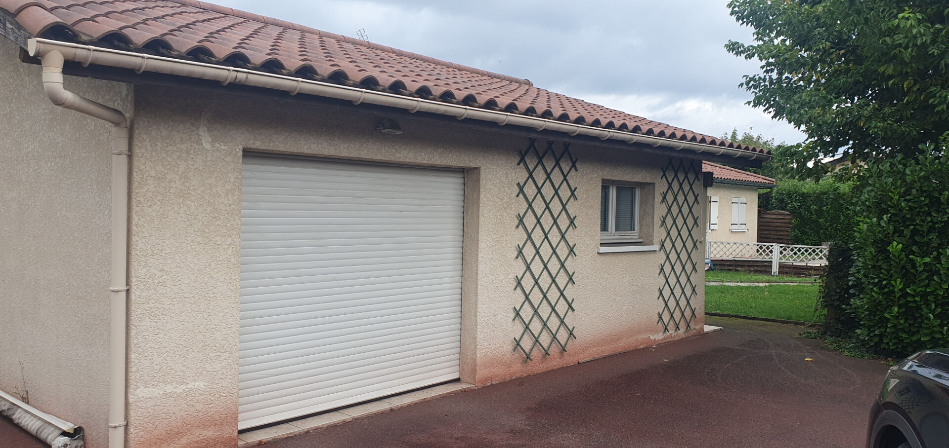 Maison à vendre à Montagnat - 5 pièces avec piscine