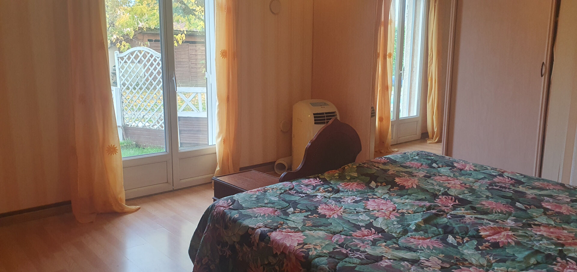 Maison à vendre à Montagnat - 5 pièces avec piscine