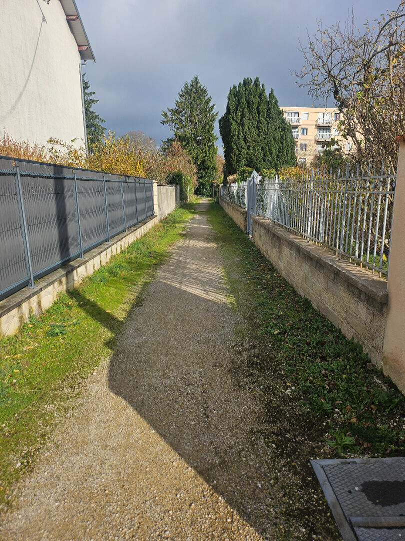 Terrain Bourg En Bresse 871 m2