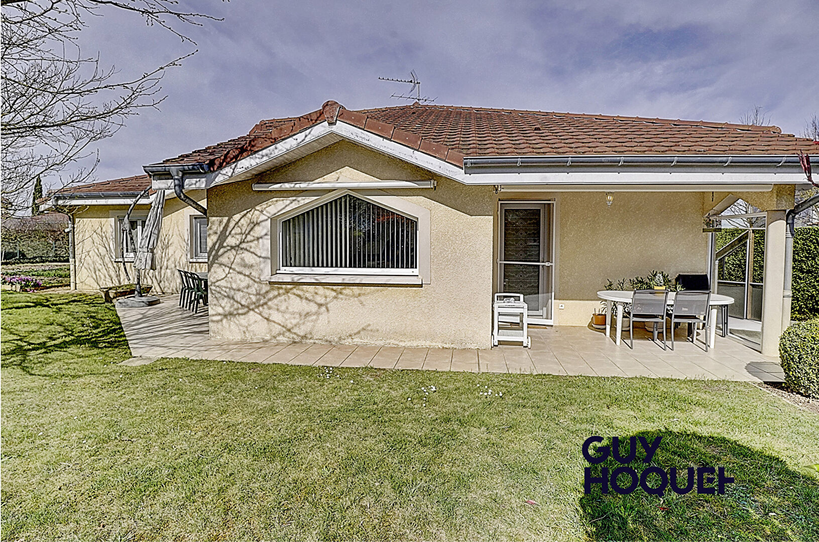 Villa de124 m2 plain pied sur grand terrain