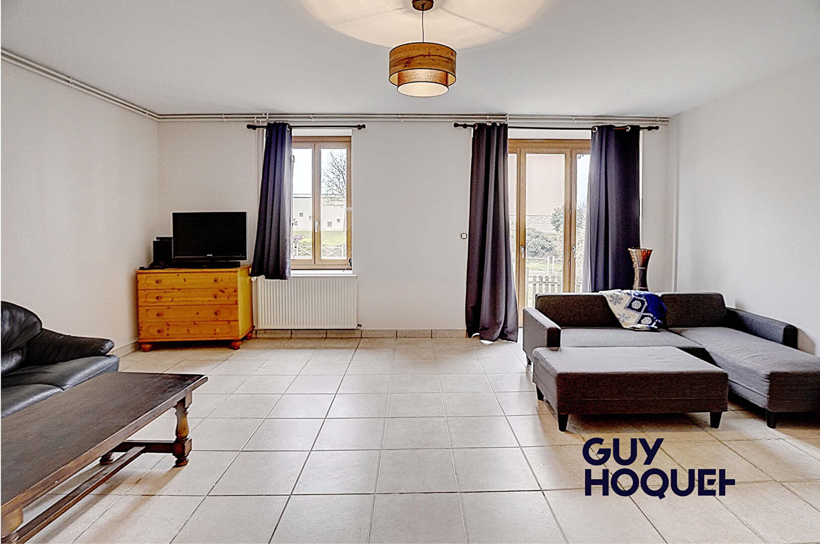 Belle ferme Bressanne de 200m² en parie rénovée terrain 1170 m²