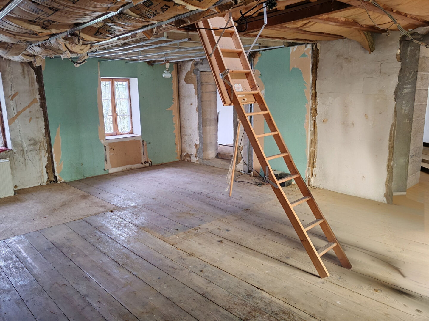 Belle ferme Bressanne de 200m² en partie rénovée terrain 1170 m²