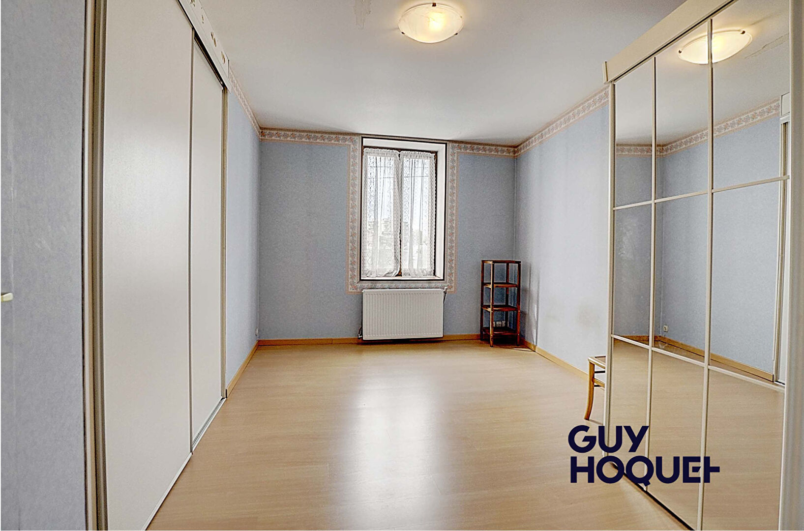 Maison Pont De Cheruy 8 pièce(s) 245 m2