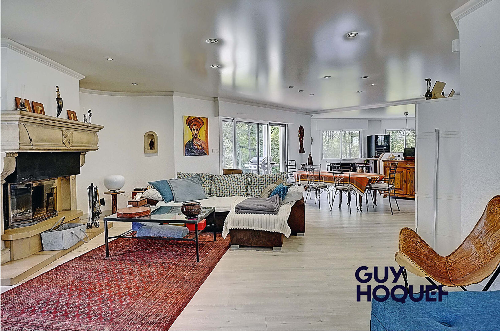Maison 229m² avec piscine sur terrain  11 058m²