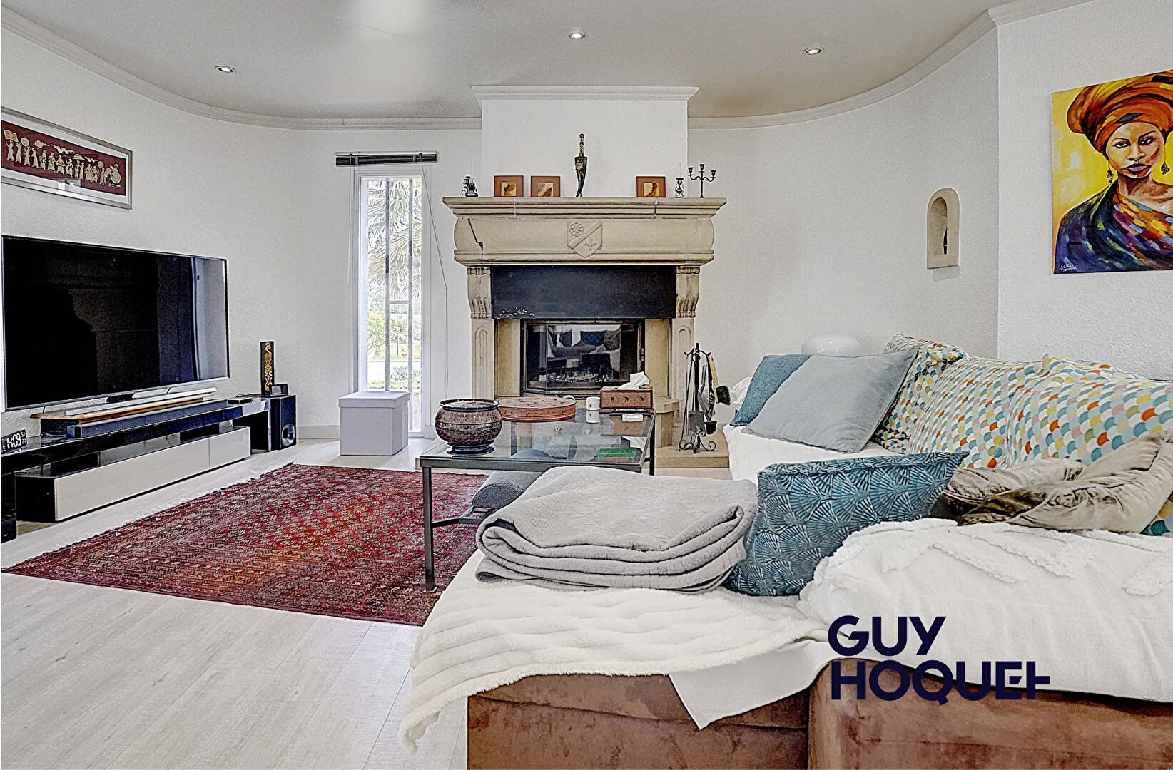 Maison 229m² avec piscine sur terrain  11 058m²