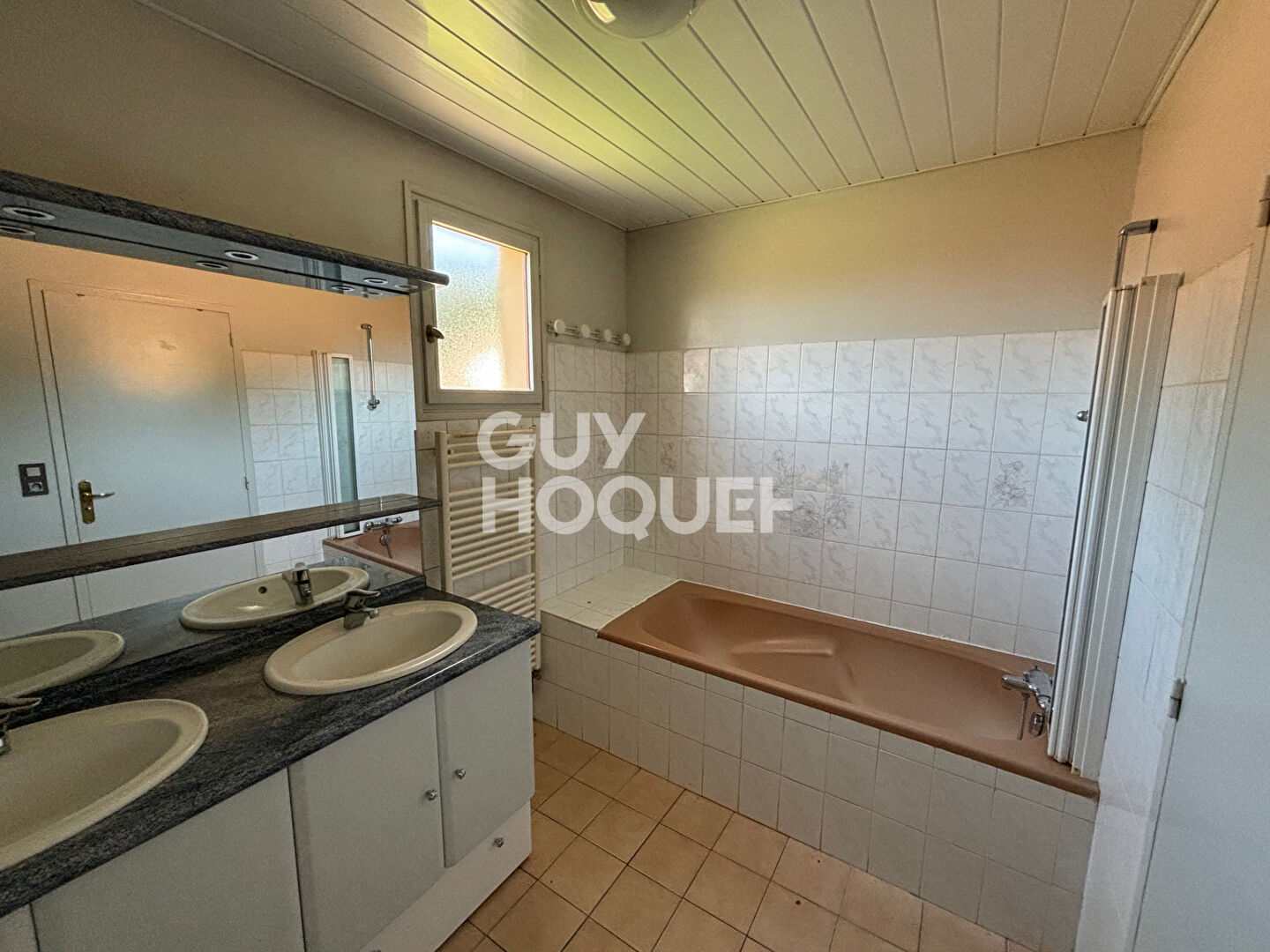 Maison Saint Amour 7 pièce(s) 118 m2 avec piscine