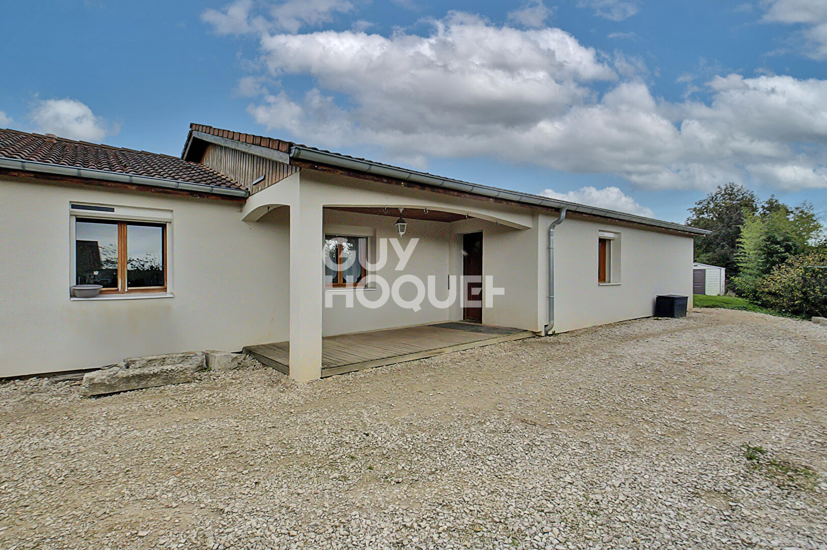 Villa Les Trois Chateaux 6 pièce(s) 111 m2 terrain 1800 m²