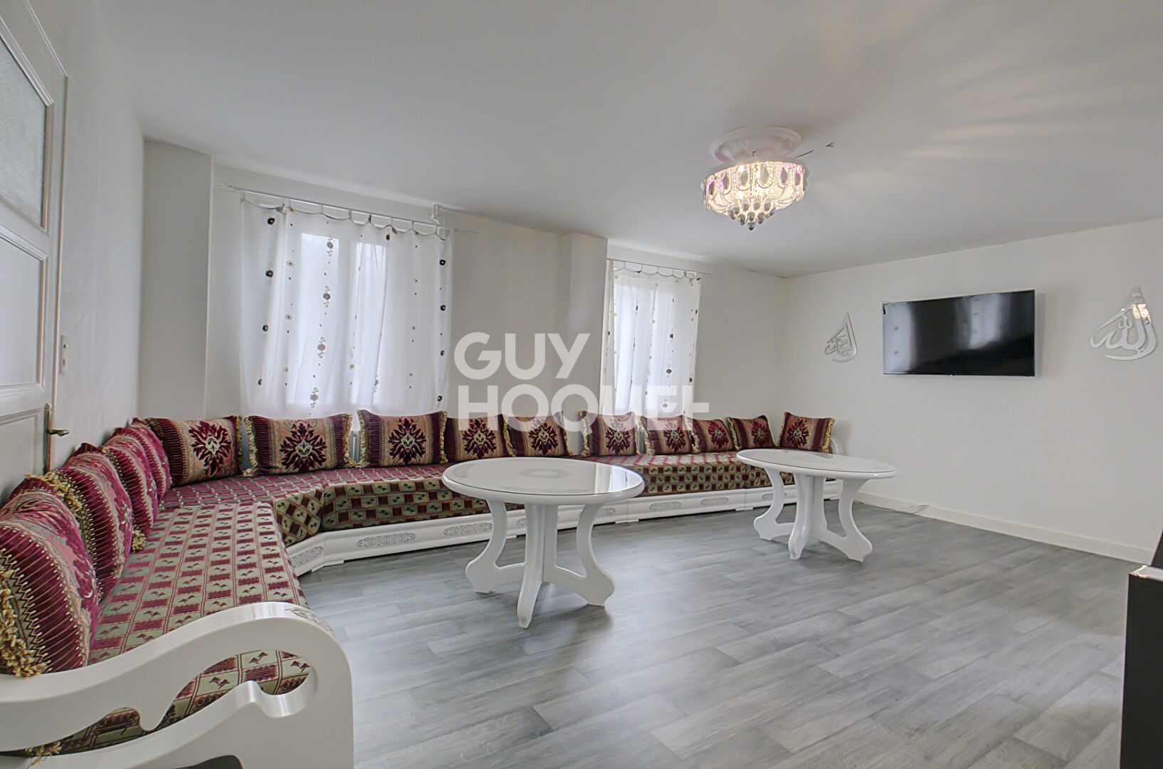 Grande bâtisse à fort potentiel idéal investisseur