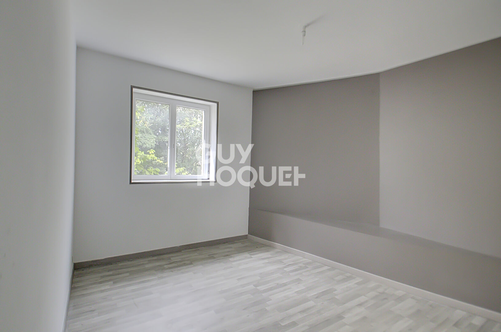 Grande bâtisse à fort potentiel idéal investisseur