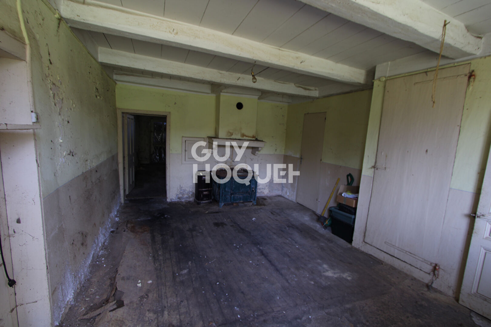 Deux grandes maisons mitoyennes