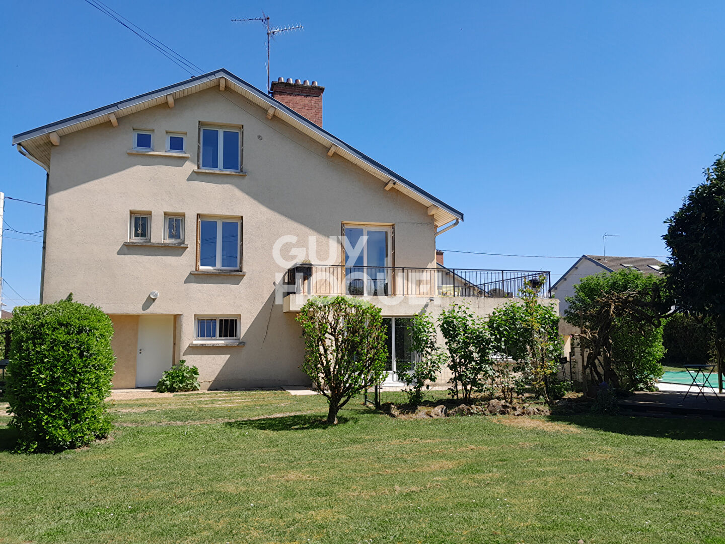 Maison 182 m² avec piscine  Bourg En Bresse terrain 980 m²