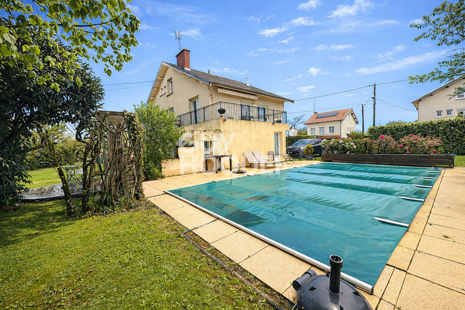 Maison 182 m² avec piscine  Bourg En Bresse terrain 980 m²