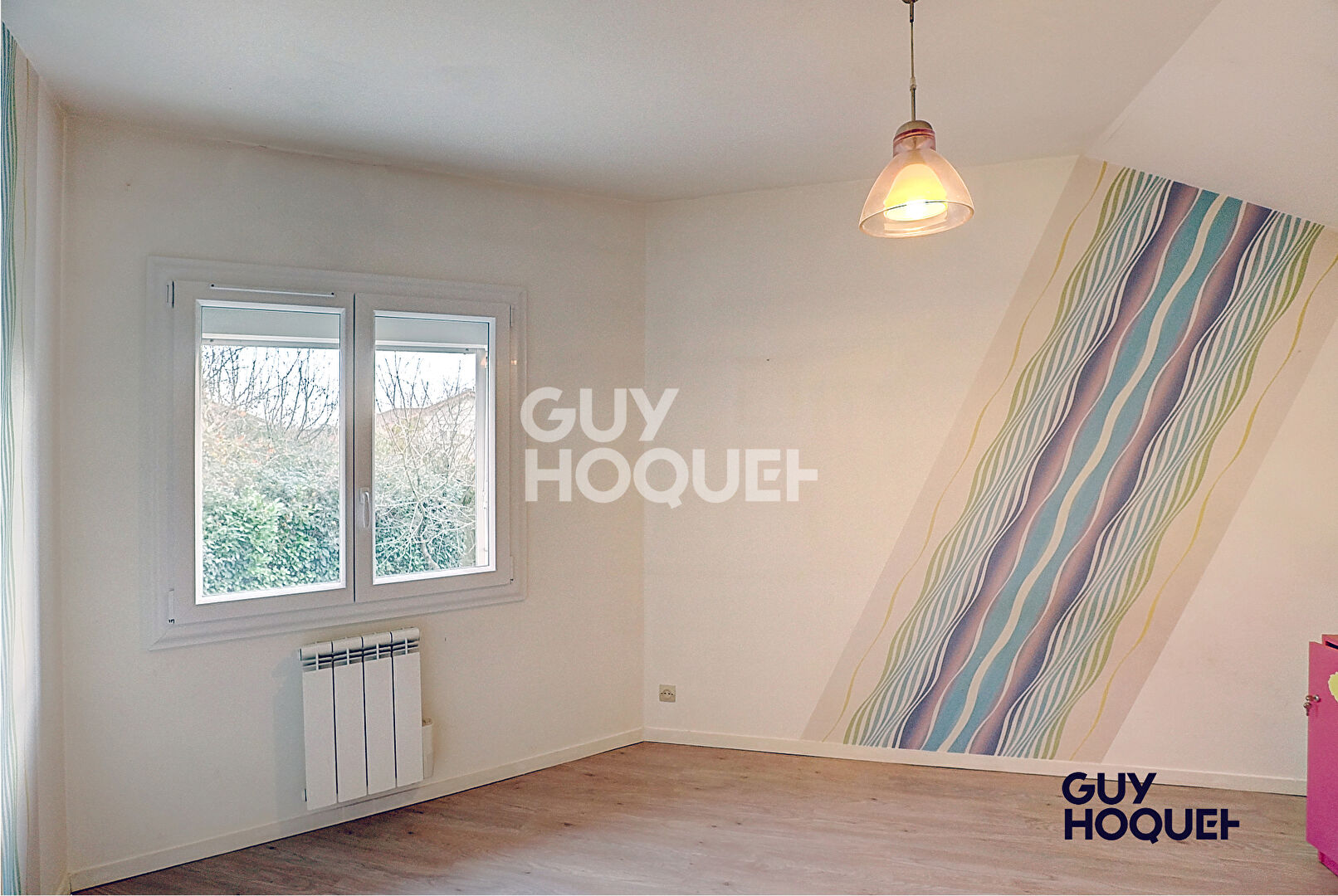 Villa Saint Etienne Du Bois 4 pièce(s) 102 m2 sur 426 m² de terrain