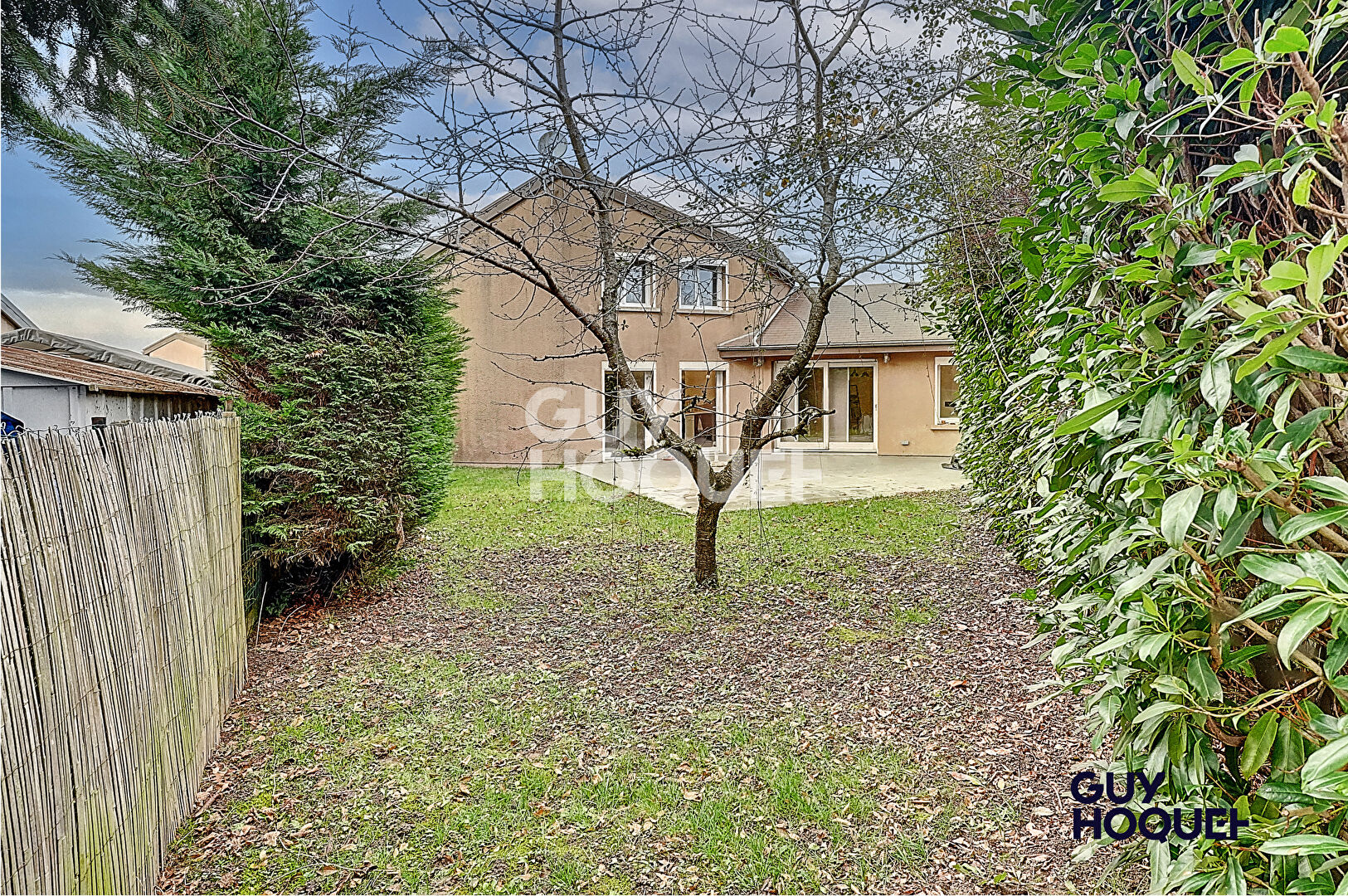 Villa Saint Etienne Du Bois 4 pièce(s) 102 m2 sur 426 m² de terrain