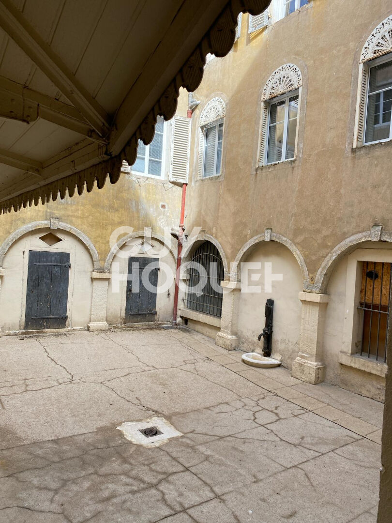 Appartement  9 pièces 224.17 m2