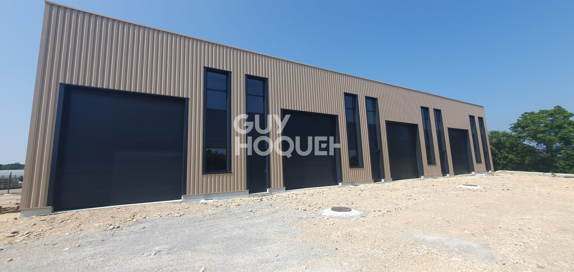 Local d'activité 144m²