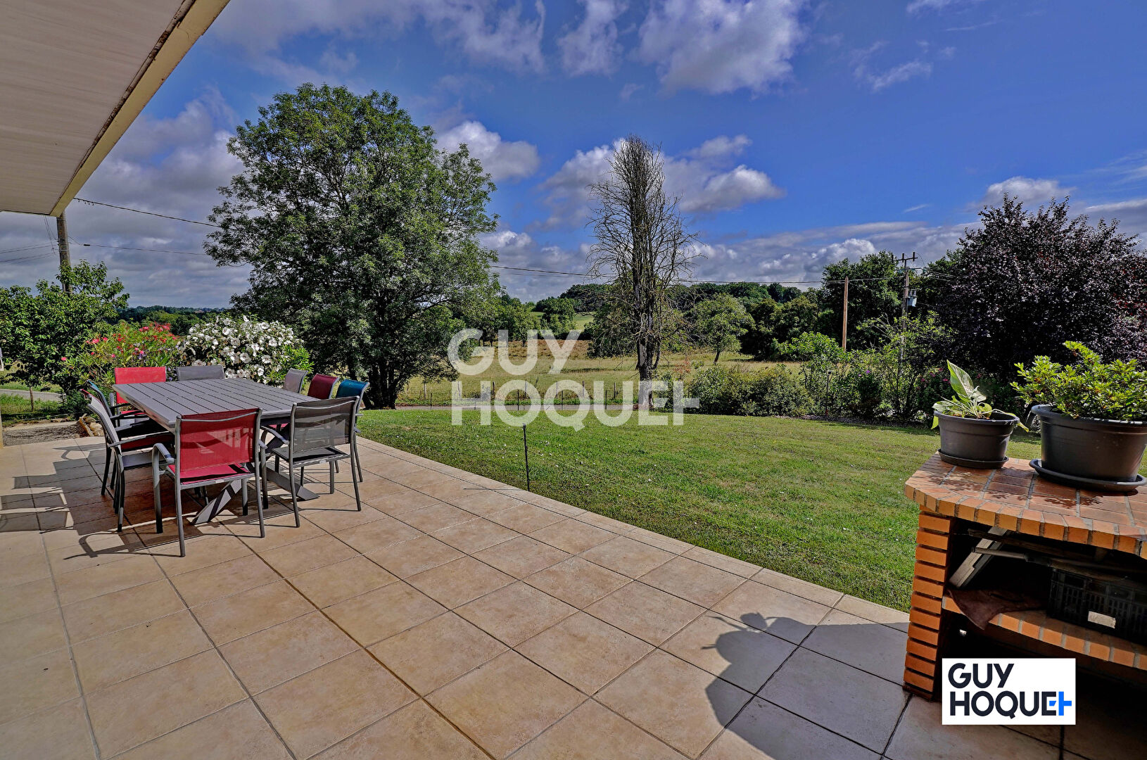 Maison Jayat 10 pièce(s) 200 m2