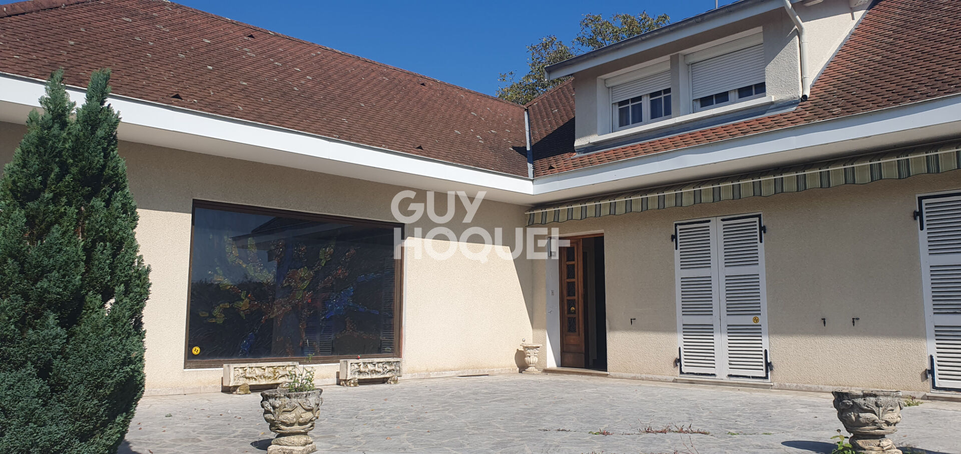 Maison spacieuse à vendre à Bourg-en-Bresse - 8 pièces, 5 chambres