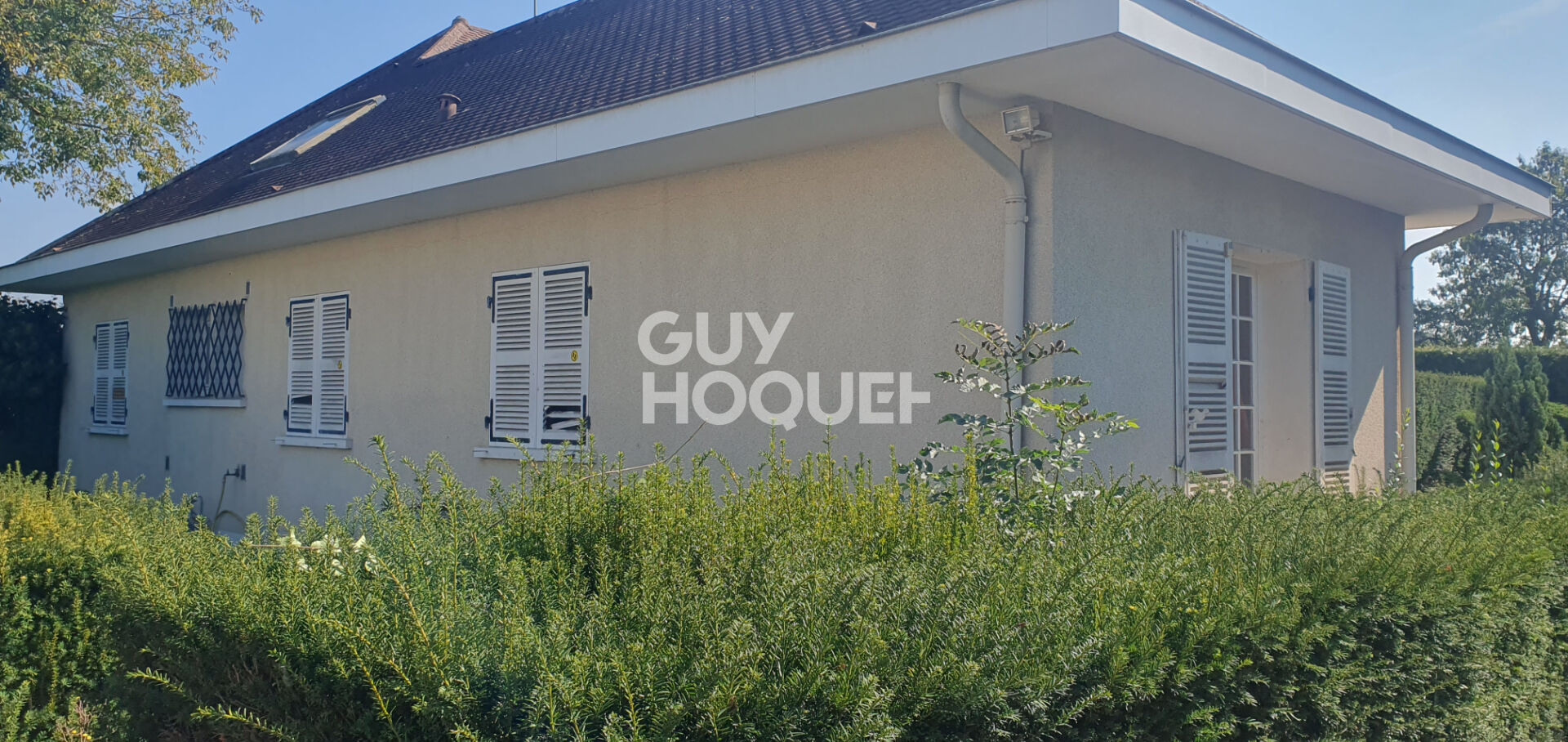 Maison spacieuse à vendre à Bourg-en-Bresse - 8 pièces, 5 chambres