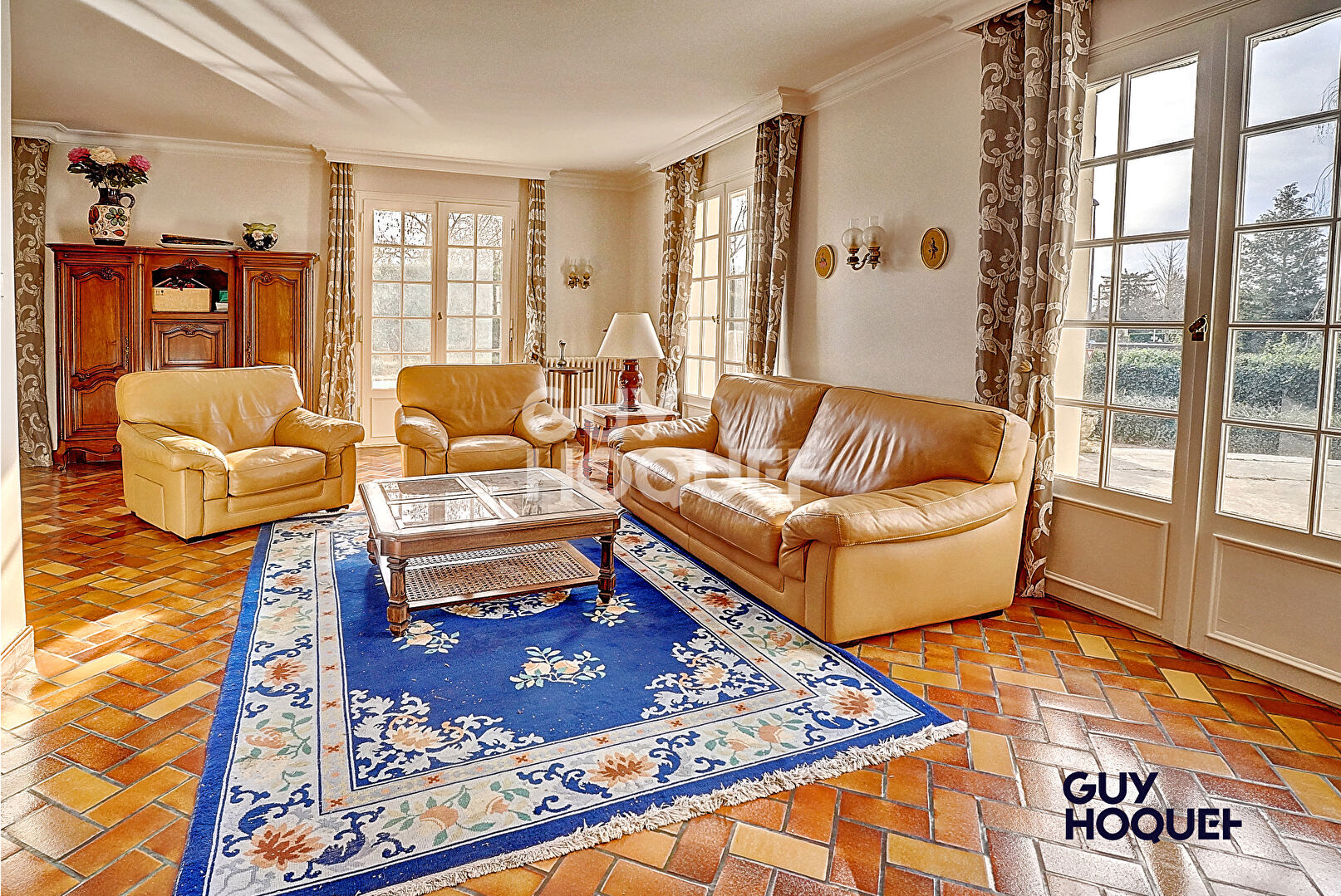 Maison spacieuse à vendre à Bourg-en-Bresse - 8 pièces, 5 chambres