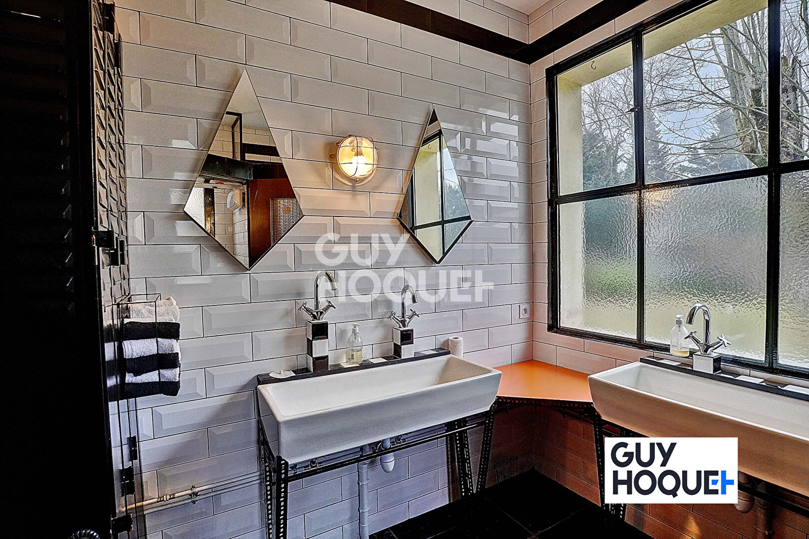 Maison atypique  Meillonnas 207 m2 1500 m² de terrain