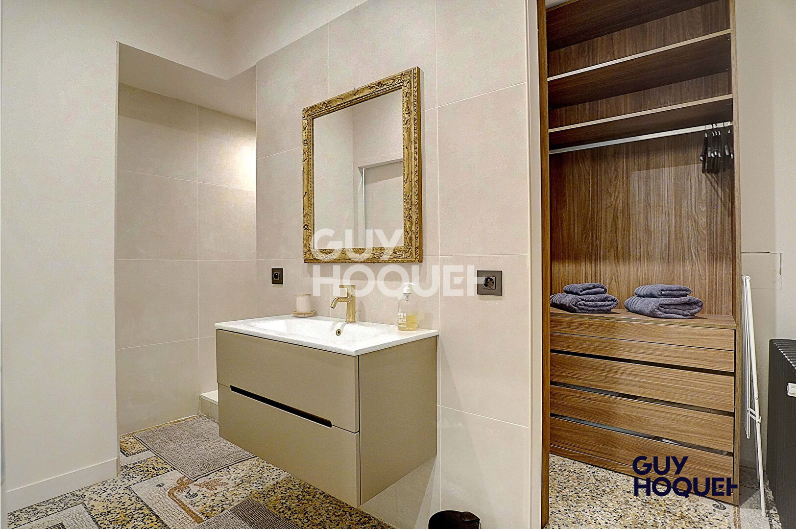 Appartement Saint Cyr Au Mont D Or 2 pièce(s) 56.4 m2