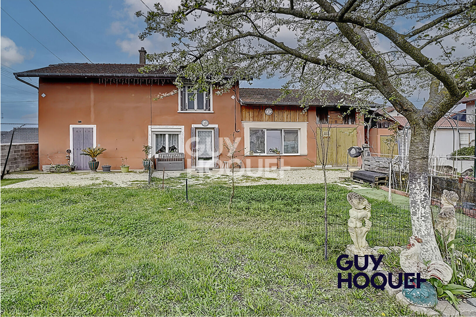 Maison à vendre à Polliat - 6 pièces, 178 m²