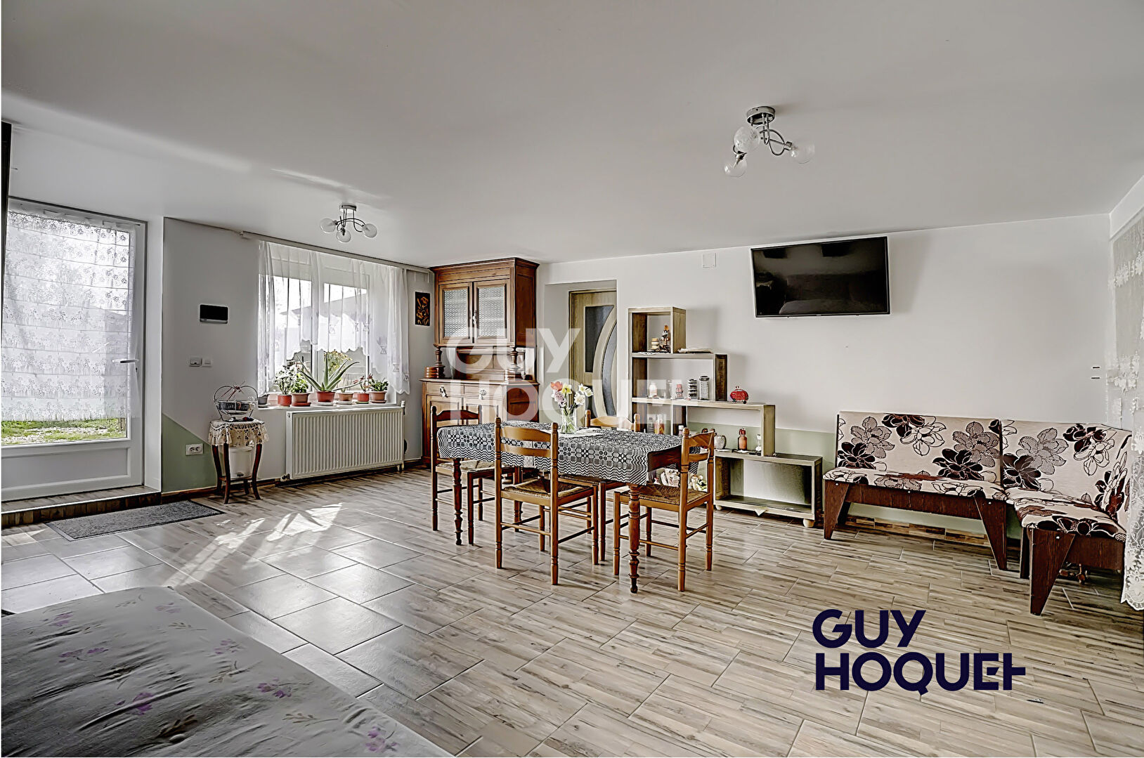 Maison à vendre à Polliat - 6 pièces, 178 m²