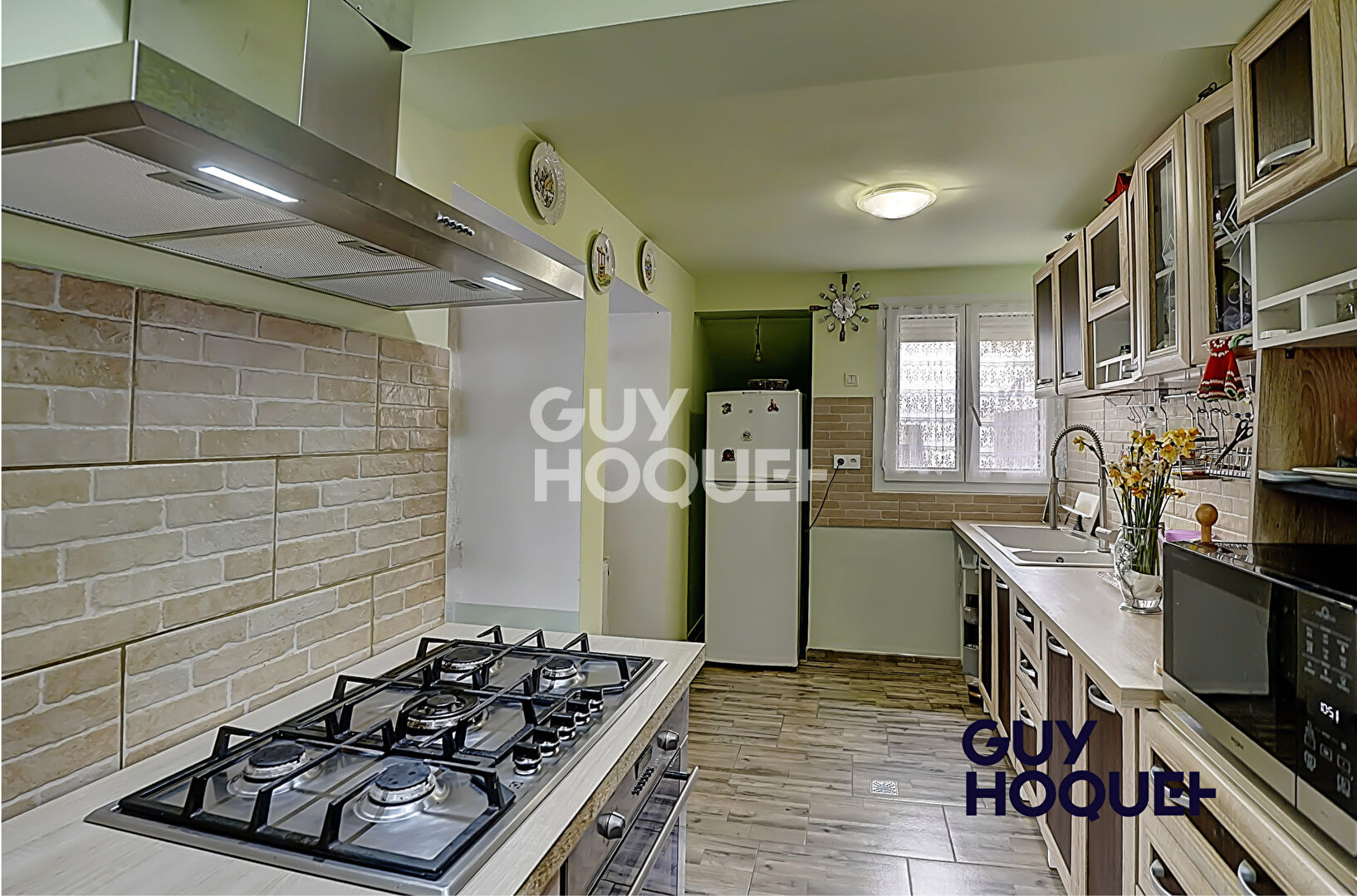 Maison à vendre à Polliat - 6 pièces, 178 m²