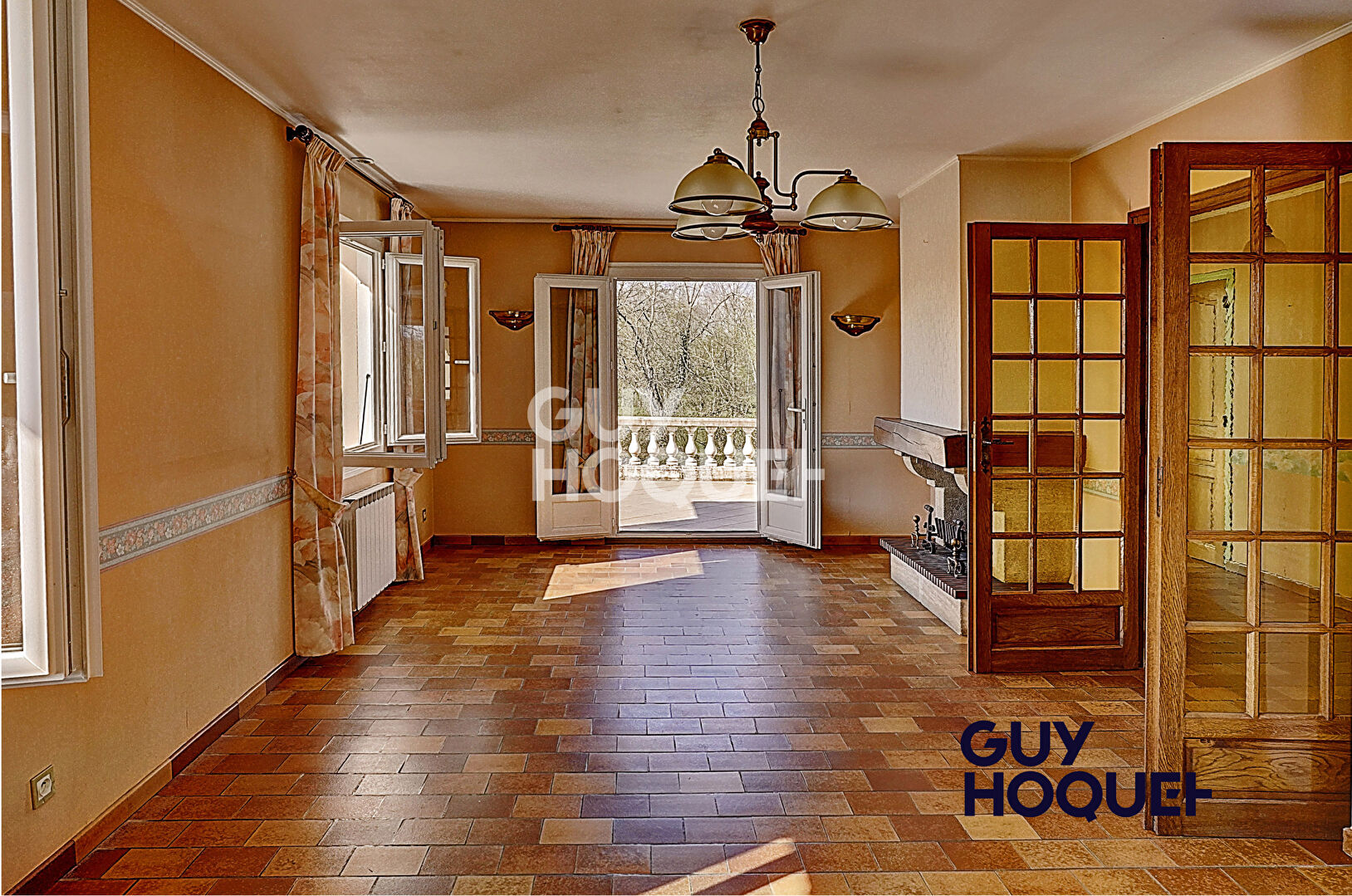 Propriété à  Bresse Vallons 6 pièce(s) 180 m2 (1.7 ha de terrain)