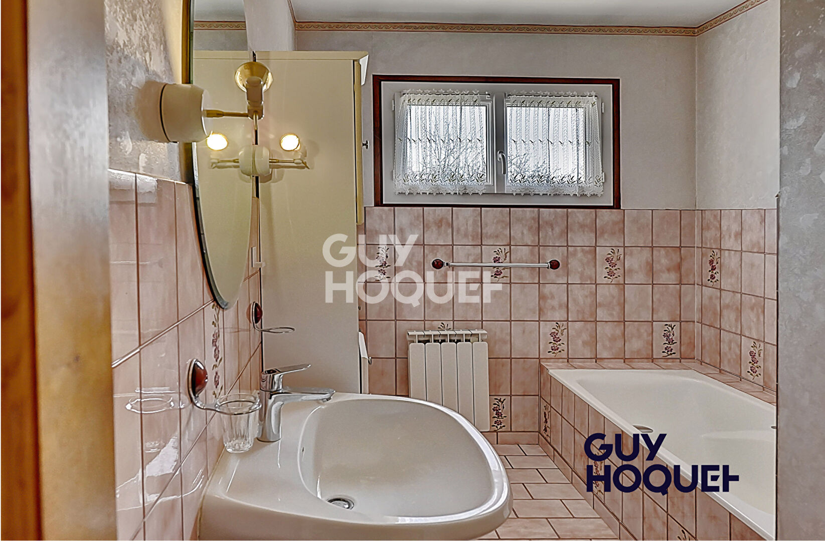 Propriété à  Bresse Vallons 6 pièce(s) 180 m2 (1.7 ha de terrain)