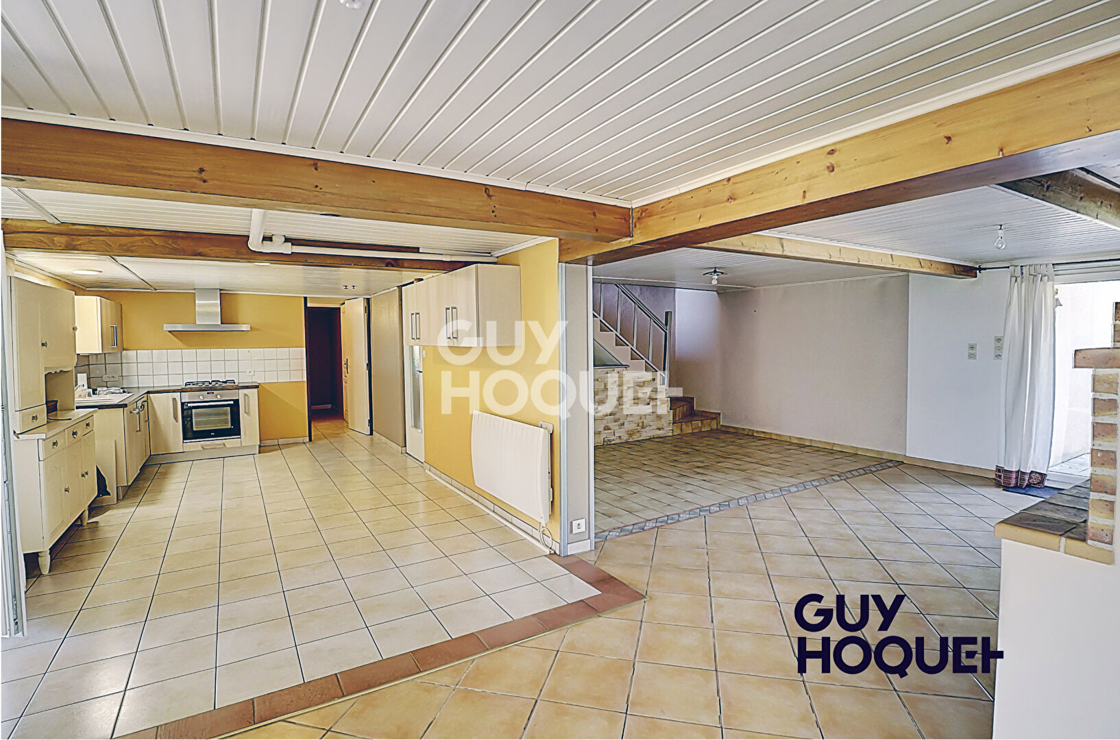 Propriété à  Bresse Vallons 6 pièce(s) 180 m2 (1.7 ha de terrain)