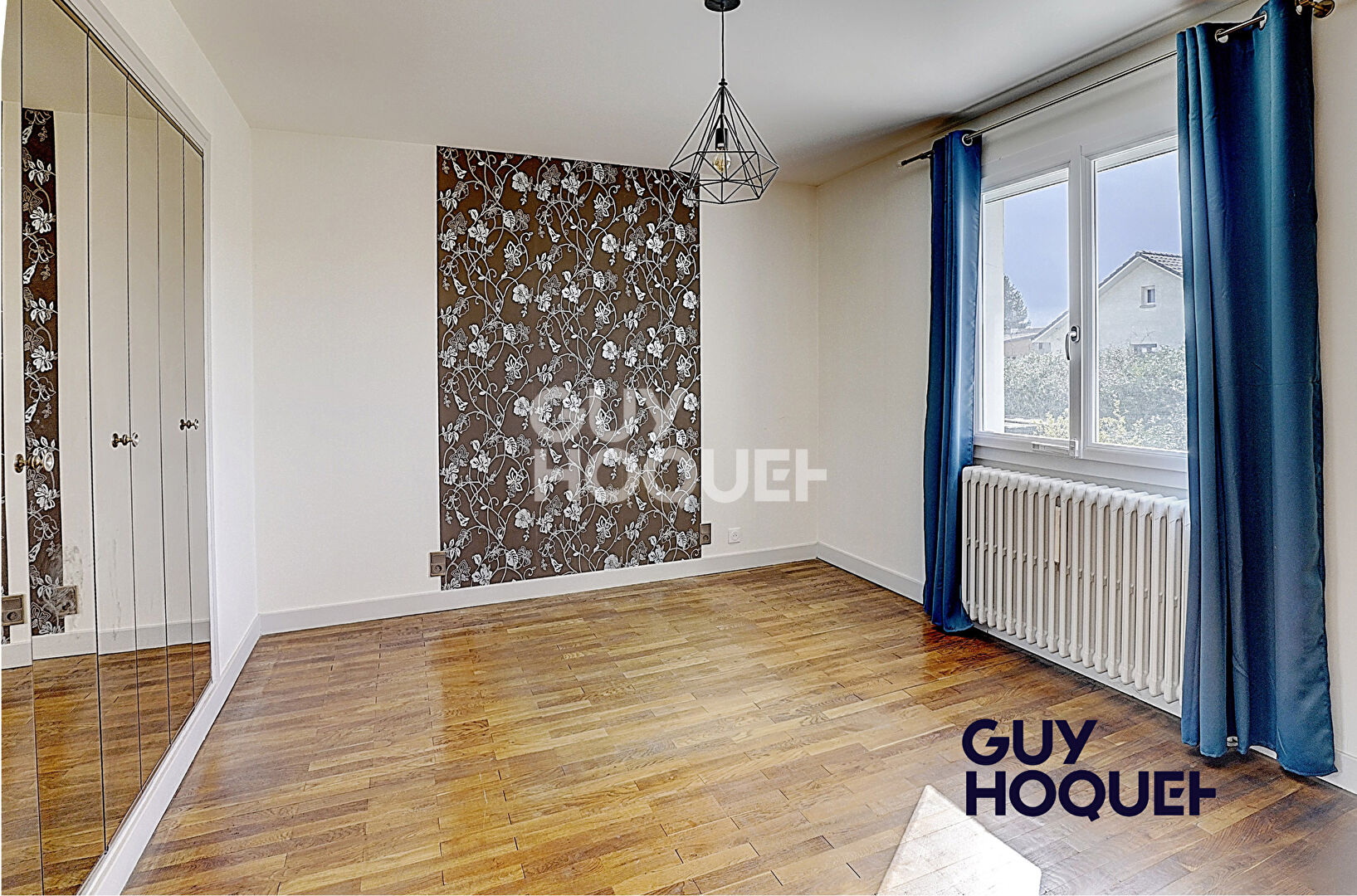 Maison Peronnas 6 pièce(s) 212 m2  sur  930 m² terrain