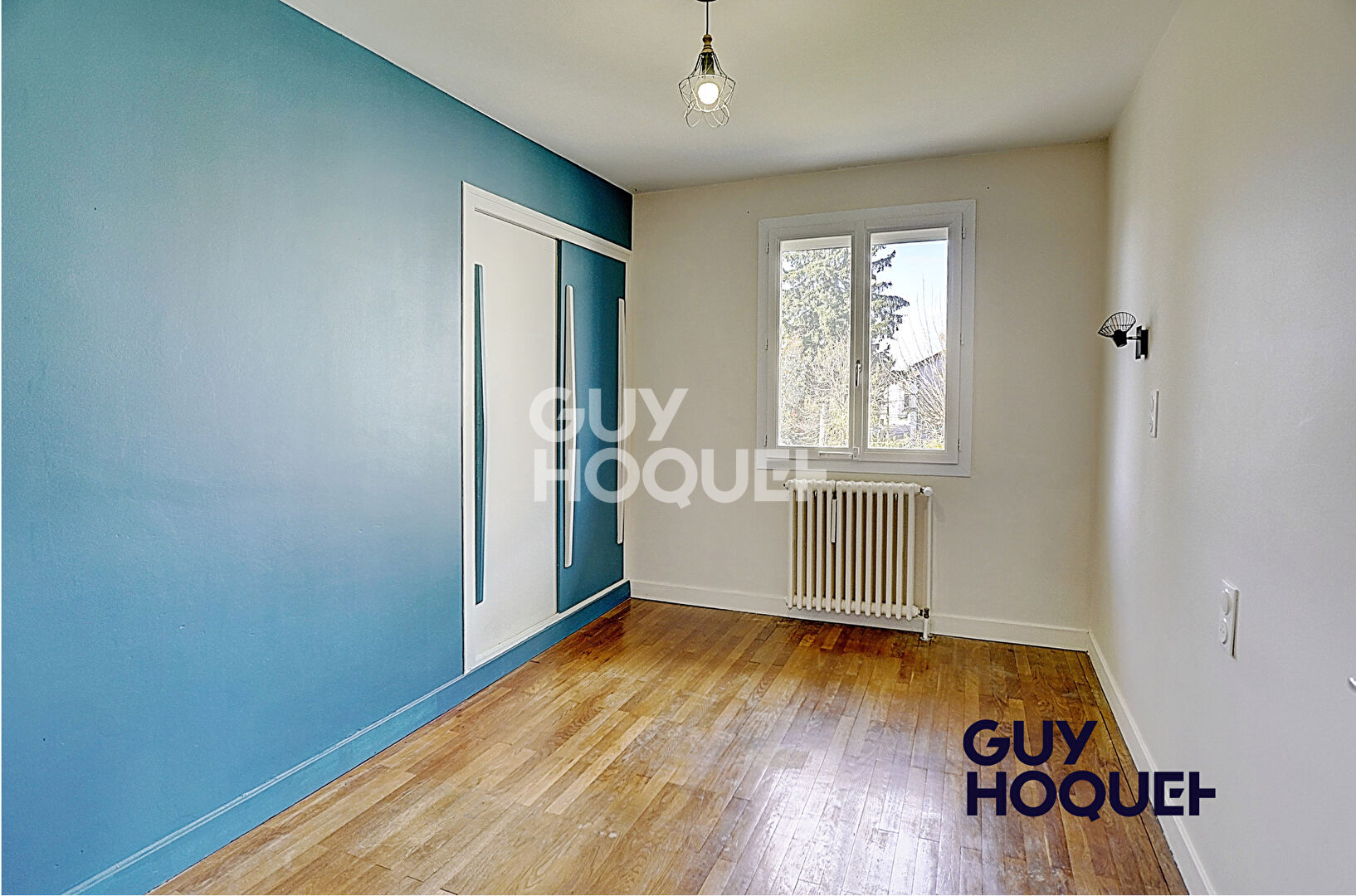 Maison Peronnas 6 pièce(s) 212 m2  sur  930 m² terrain