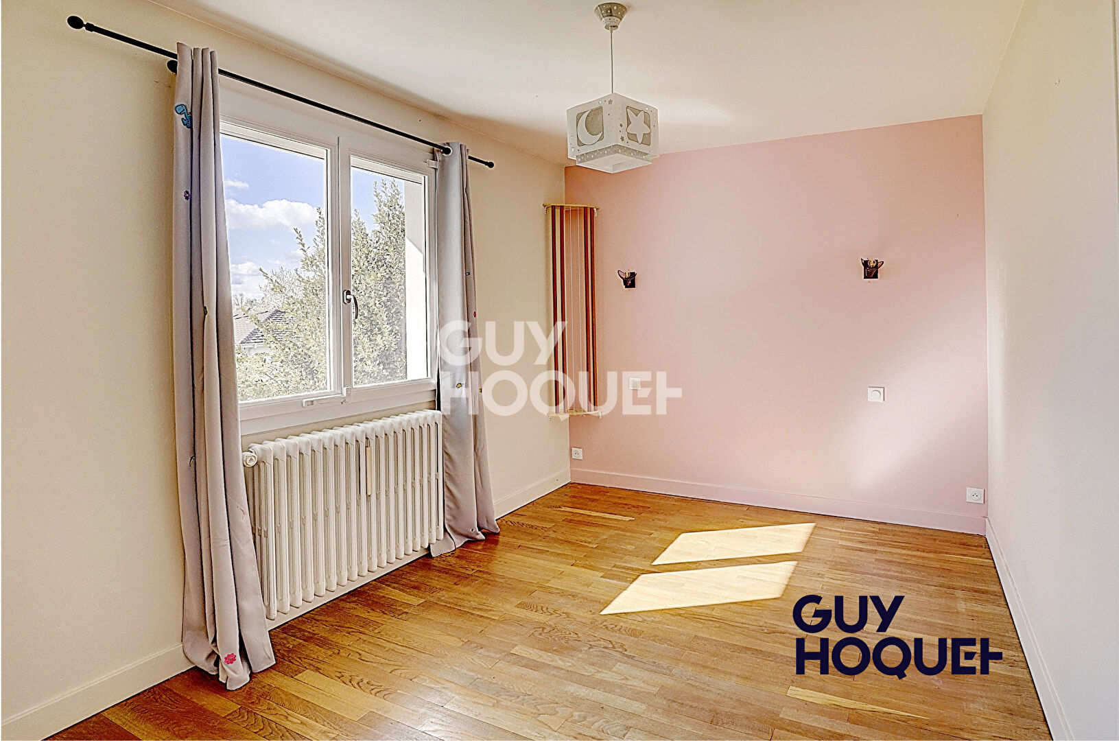 Maison Peronnas 6 pièce(s) 212 m2  sur  930 m² terrain