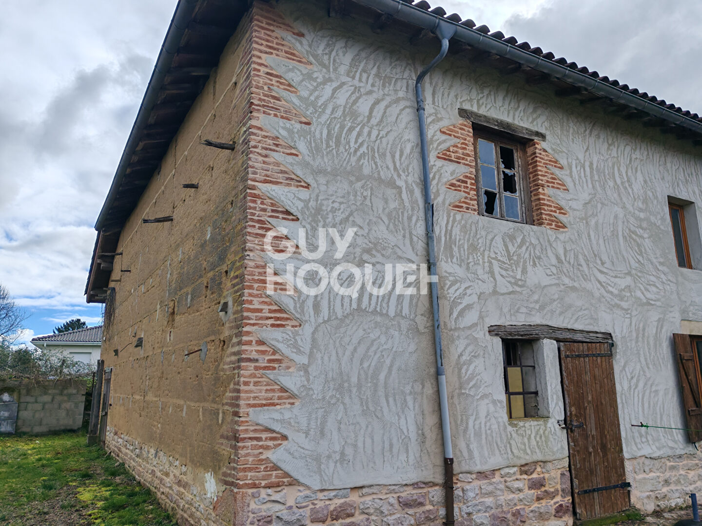 Grange de 115m²  sur terrain indépendant de 1109 m²