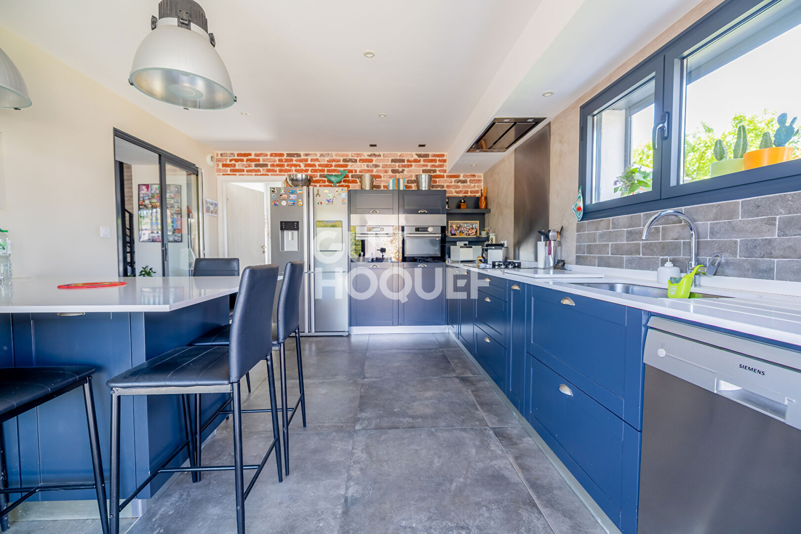Maison Bourg En Bresse 5 pièce(s) 150 m2 piscine et salle de sport